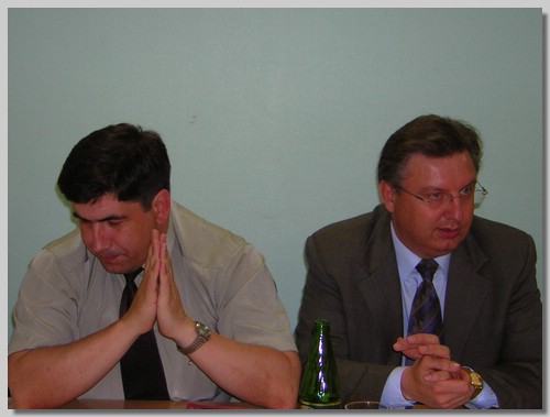 Arkhangelsk city-July2005 Round Table_035.jpg