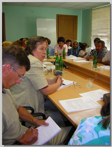 Arkhangelsk city-July2005 Round Table_043.jpg