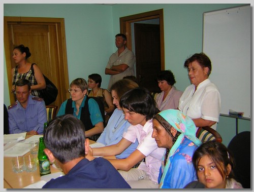 Arkhangelsk city-July2005 Round Table_070.jpg