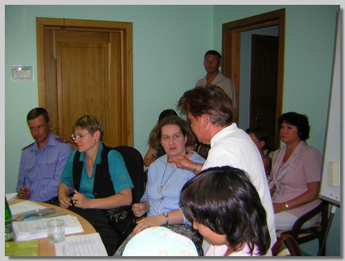 Arkhangelsk city-July2005 Round Table_076.jpg