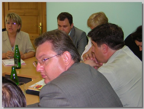 Arkhangelsk city-July2005 Round Table_086.jpg