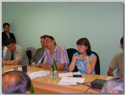 Arkhangelsk city-July2005 Round Table_093.jpg