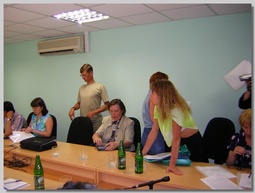 Arkhangelsk city-July2005 Round Table_100.jpg