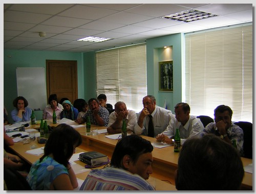 By Archangelsk city-July2005 round table_46.jpg