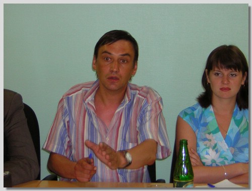 By Archangelsk city-July2005 round table_83.jpg