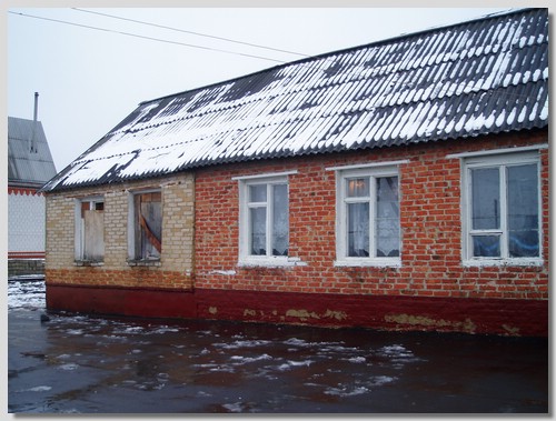 By Tambov city-Kalynichi village school.JPG